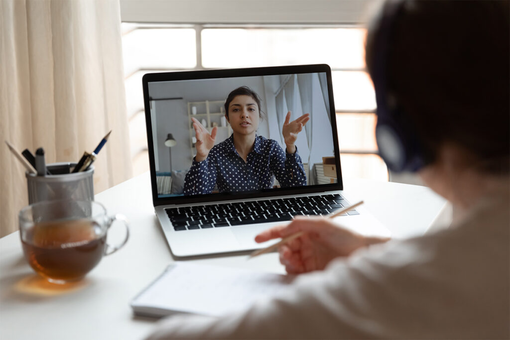 How Online Life Coaching Transforms Personal Growth in the Digital Age
